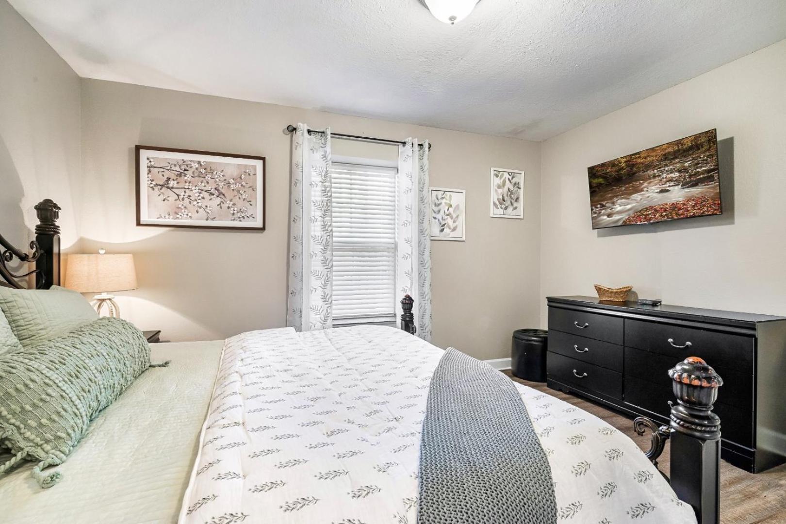 Luxury Condo, Sleeps 6, 3.2 Miles To Dollywood Pigeon Forge Exterior photo